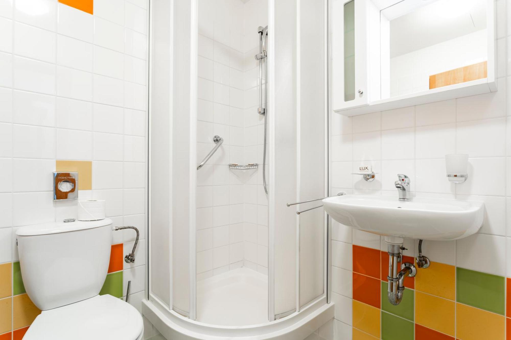 Hotel Luzice Яхимов Екстериор снимка